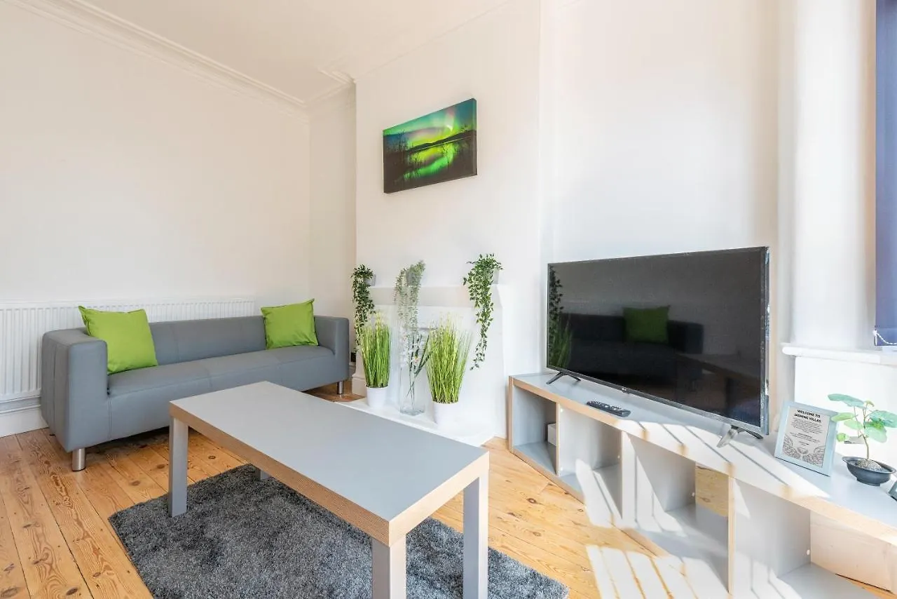 بيت للعطل Jasmine Villa B - Ideal For Qmc & Uni - Free Parking نوتينغهام
